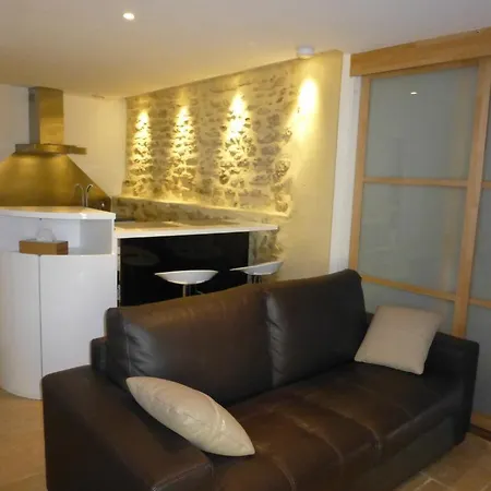 Le Vieux Bistrot Guest house Cabrieres-d'Avignon