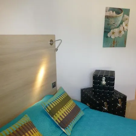Guest house Le Vieux Bistrot Cabrieres-d'Avignon