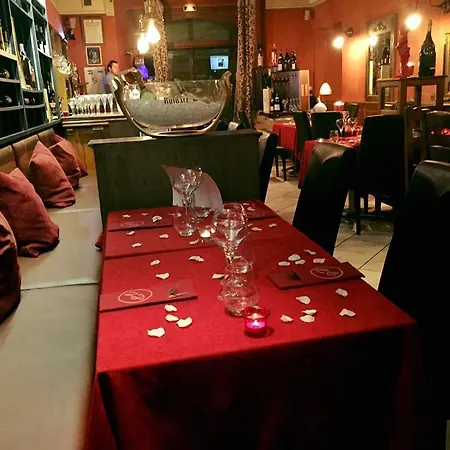 Guest house Le Vieux Bistrot Cabrieres-d'Avignon