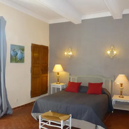 Le Vieux Bistrot Guest house 3*